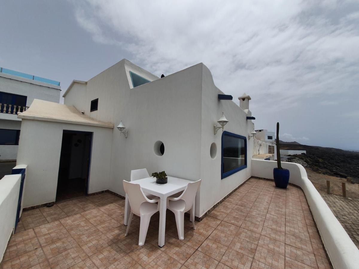 라 산타 Lanzarote Casa Azul 빌라 외부 사진