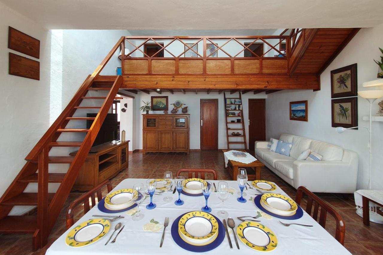 라 산타 Lanzarote Casa Azul 빌라 외부 사진